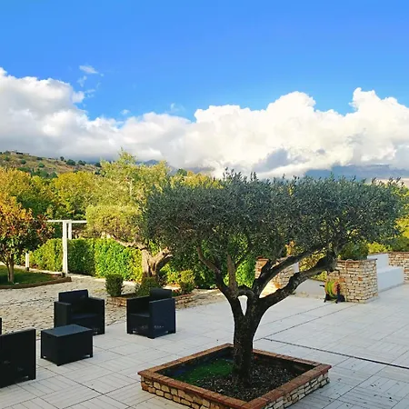 Giulia ゲストハウス